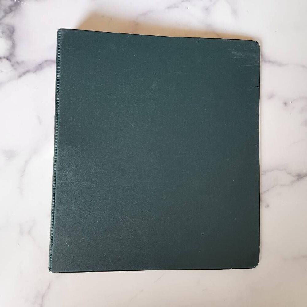 Dynaplex vintage dark  forest green 3 ring binder matte